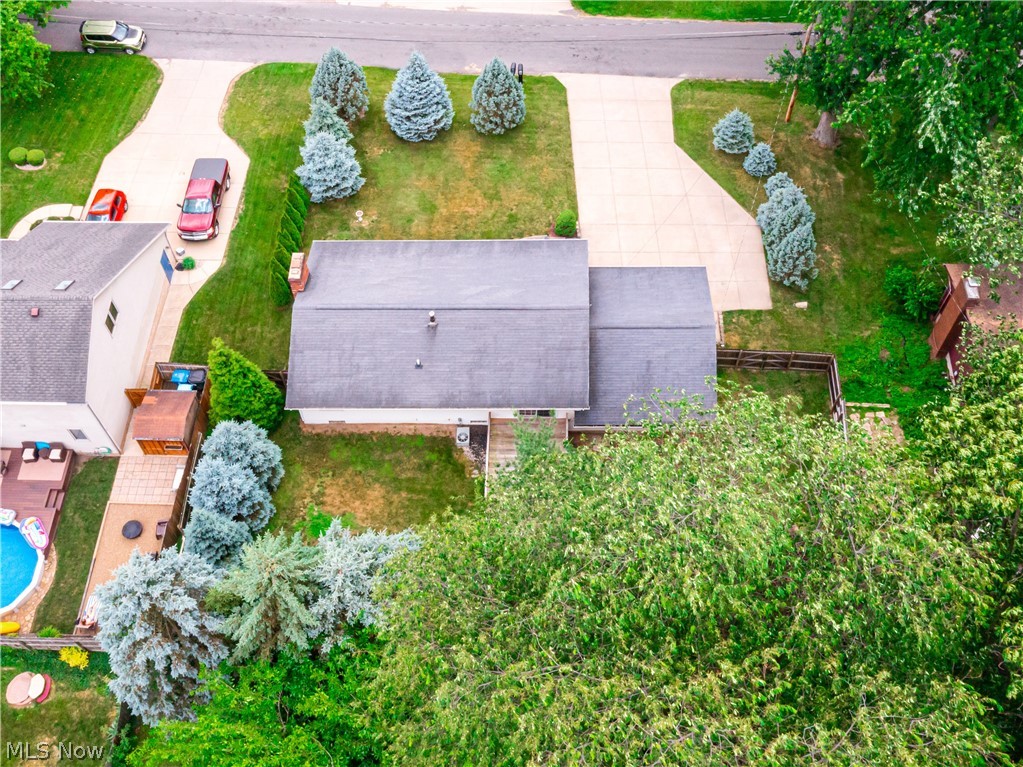 Long Lake Estate 2 - Residential