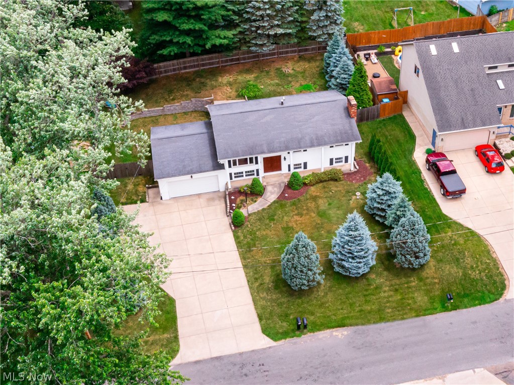 Long Lake Estate 2 - Residential