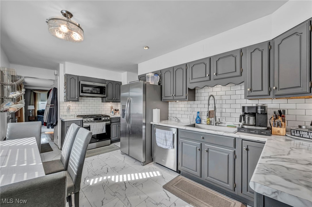 Vineyard Beach - Residential