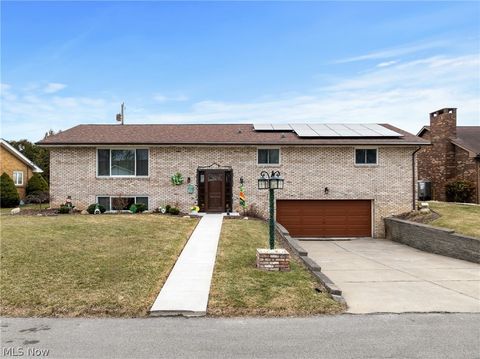 Photo of 2436 W Alexander Manor Mnr, Steubenville, OH 43952 (MLS # 5190505)