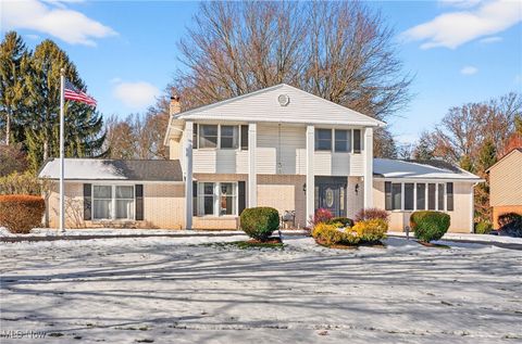 4617 Yale Avenue NW Canton OH 44709