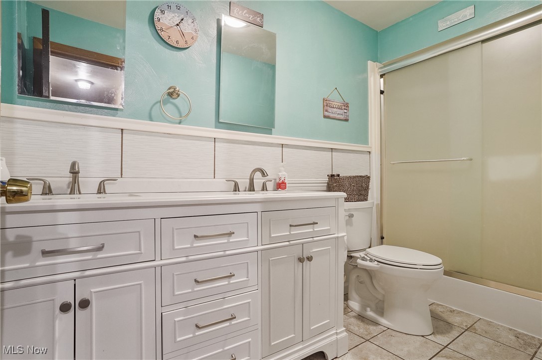7182 Stewart Sharon Road, Hubbard, Ohio image 22
