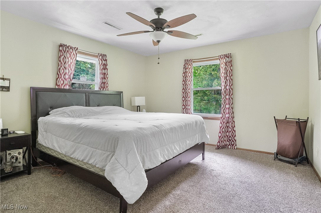 7182 Stewart Sharon Road, Hubbard, Ohio image 17