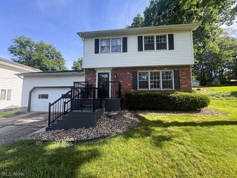 Photo for 74 Skyline Avenue
