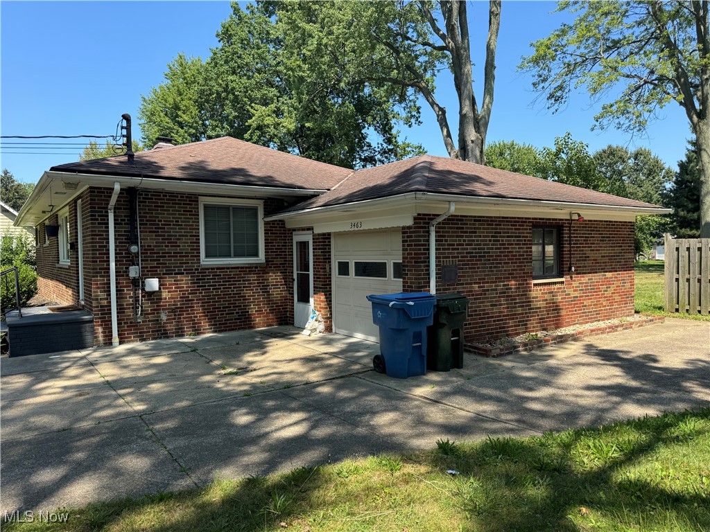3463 Clague Road