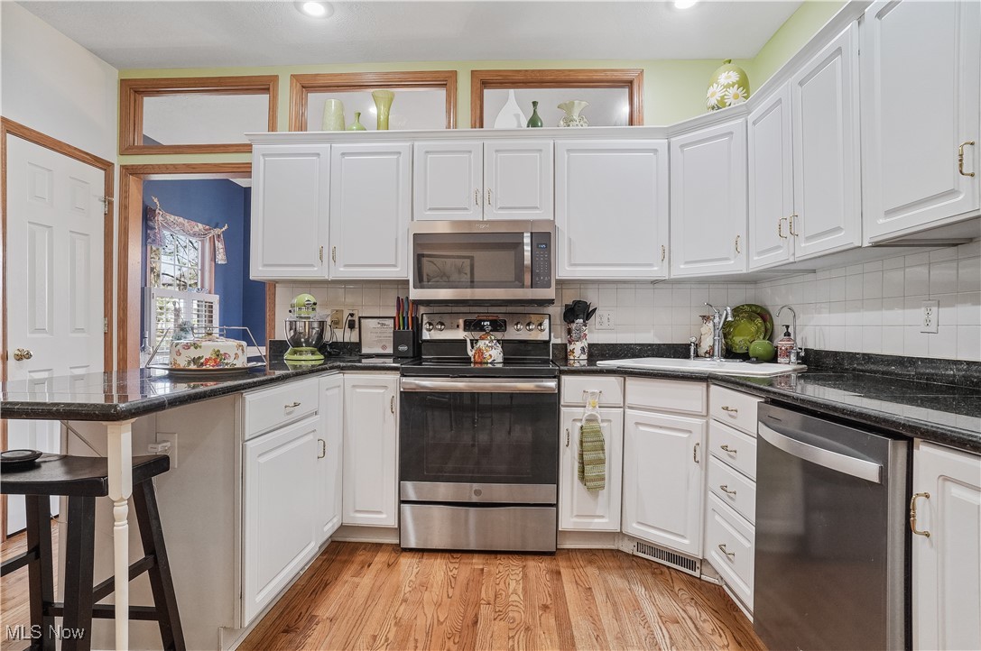 6006 Heather Lane, Hudson, Ohio image 8