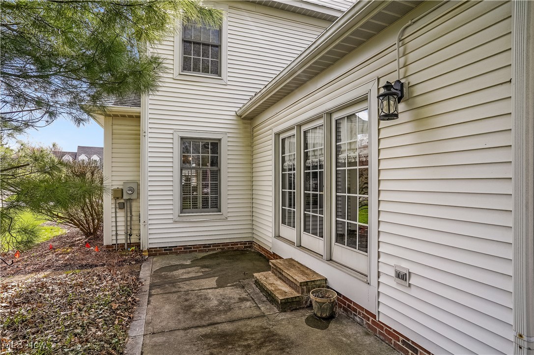 6006 Heather Lane, Hudson, Ohio image 4