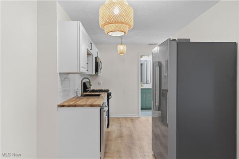 Tiny photo for 25735 Lorain Road #426, North Olmsted, OH 44070 (MLS # 5179906)