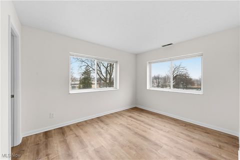 Tiny photo for 25735 Lorain Road #426, North Olmsted, OH 44070 (MLS # 5179906)