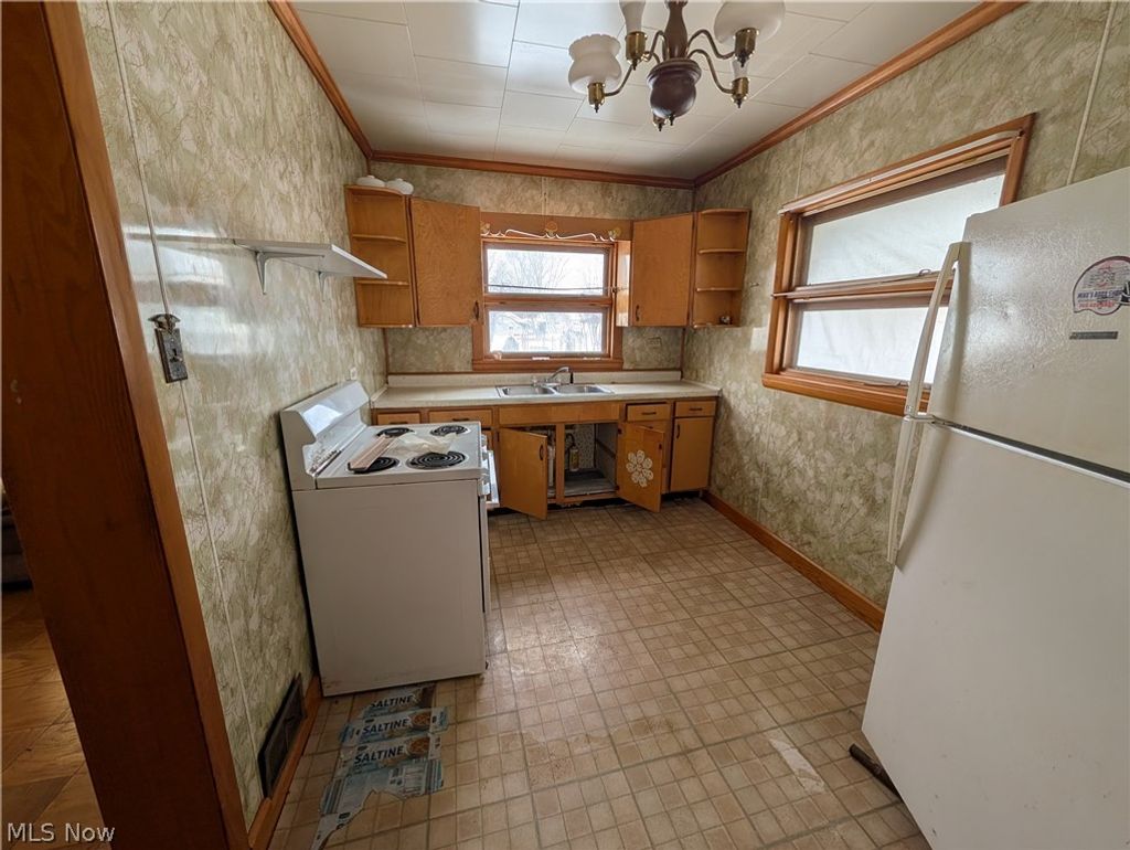 Photo of 218 S lawn Drive, Newcomerstown, OH 43832 (MLS # 5194682)