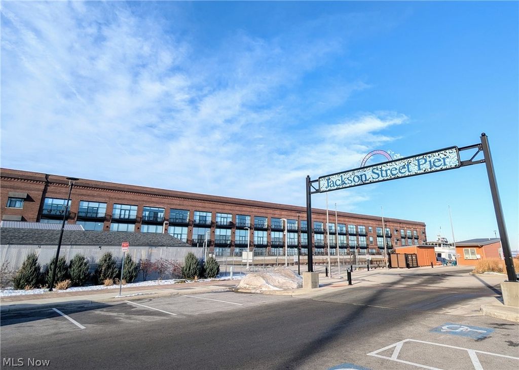 Photo of 401 W SHORELINE Drive #206, Sandusky, OH 44870 (MLS # 5188767)