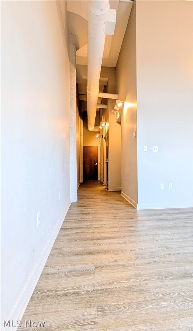 401 W SHORELINE Drive 206