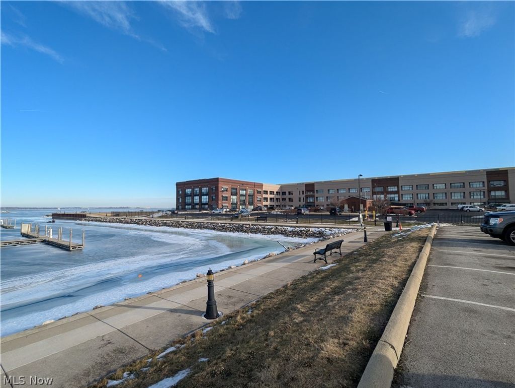 Photo of 401 W SHORELINE Drive #206, Sandusky, OH 44870 (MLS # 5188767)