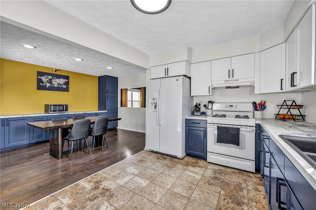 Village At Coventry Crossing - Residential