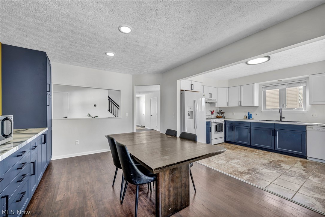 Village At Coventry Crossing - Residential
