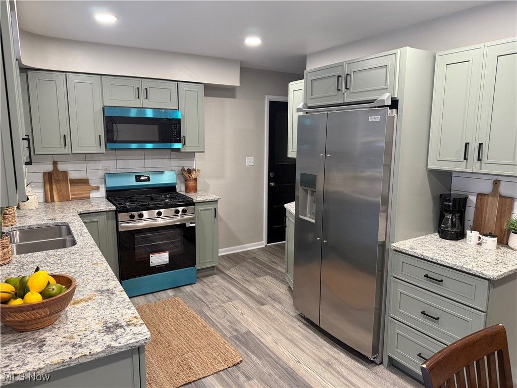 Photo of 2821 Rexford Road, Youngstown, OH 44511 (MLS # 5177069)