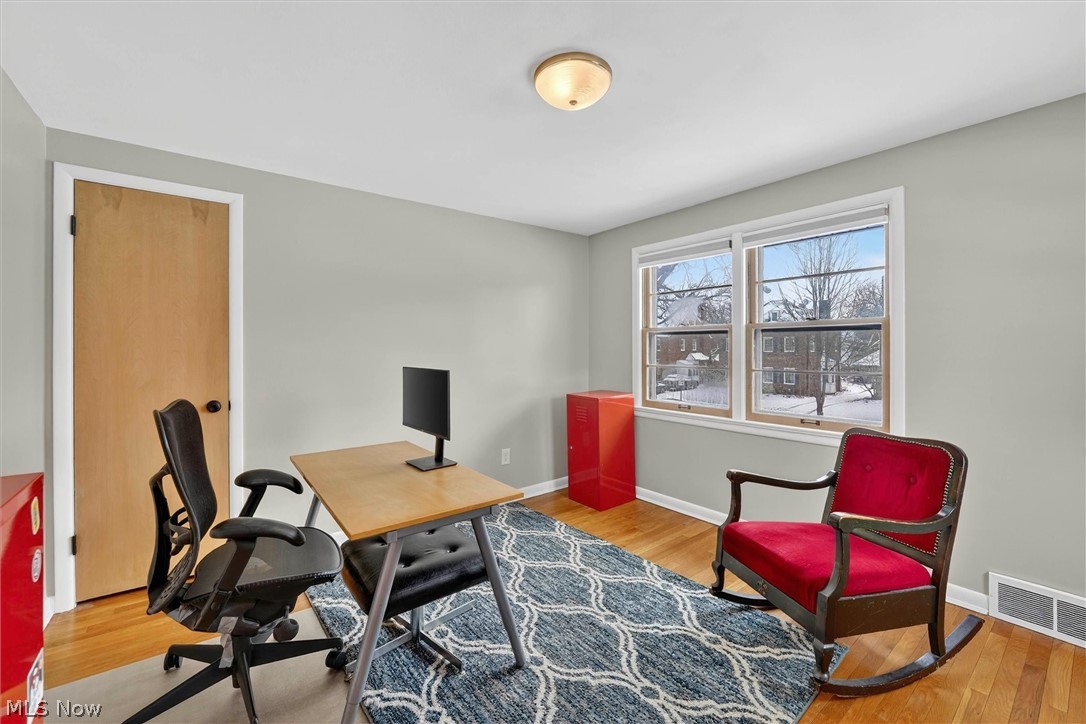 University 30 - Residential