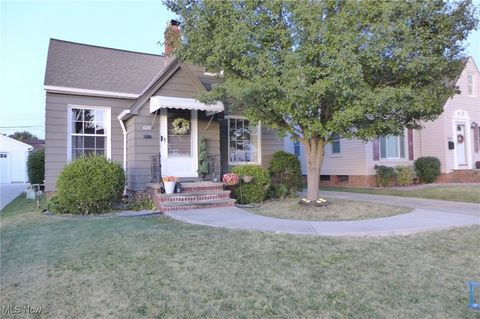 6610 Renwood Drive Parma OH 44129