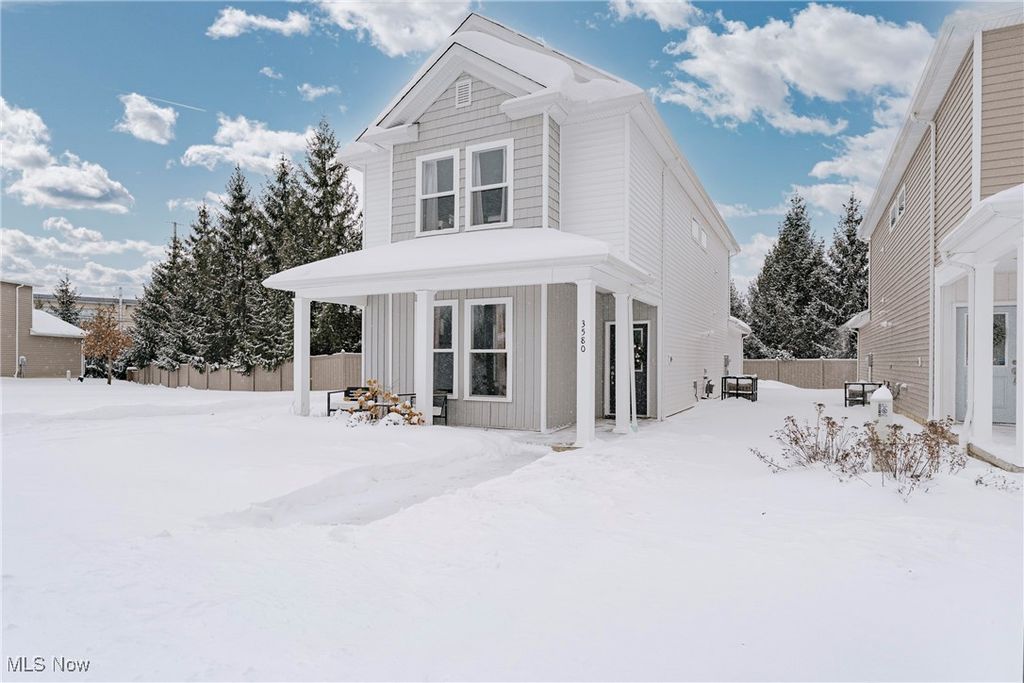 Photo of 3580 Gerome Court, Cleveland, OH 44105 (MLS # 5183416)