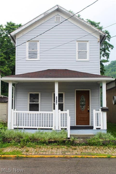 Photo of 1019 Commerce Street, Wellsville, OH 43968 (MLS # 5239309)