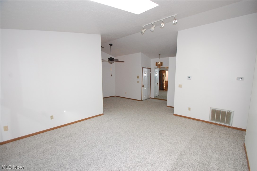 Forest Huntington Woods Condo - Residential