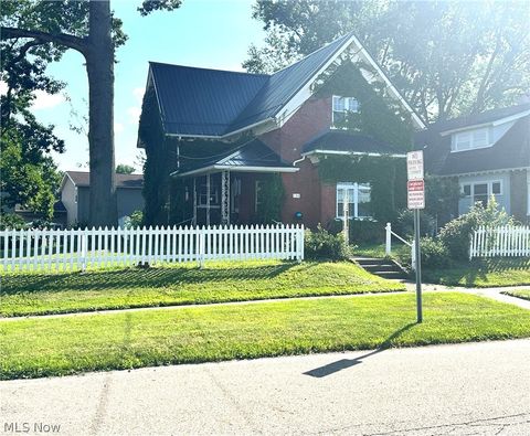 Homes For Sale - 136 2nd Street<br/> Carroll County, Carrollton, OH 44615