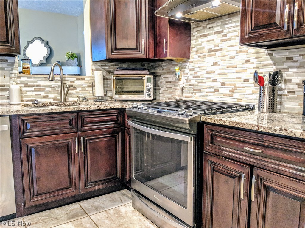 Kittery Cove - Residential