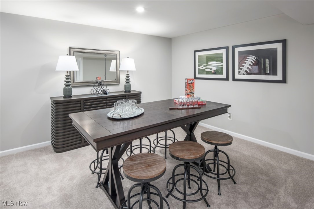 211 Emerald Drive, Chardon, Ohio image 17