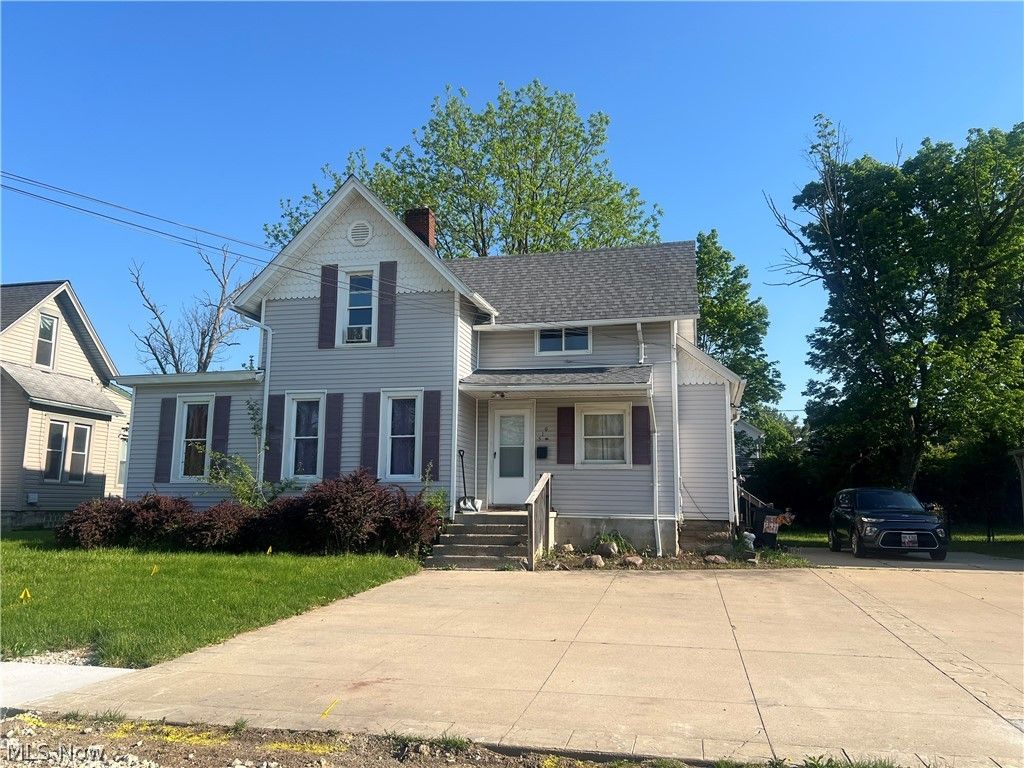 Photo of 519 Blake Avenue, Medina, OH 44256 (MLS # 5213555)