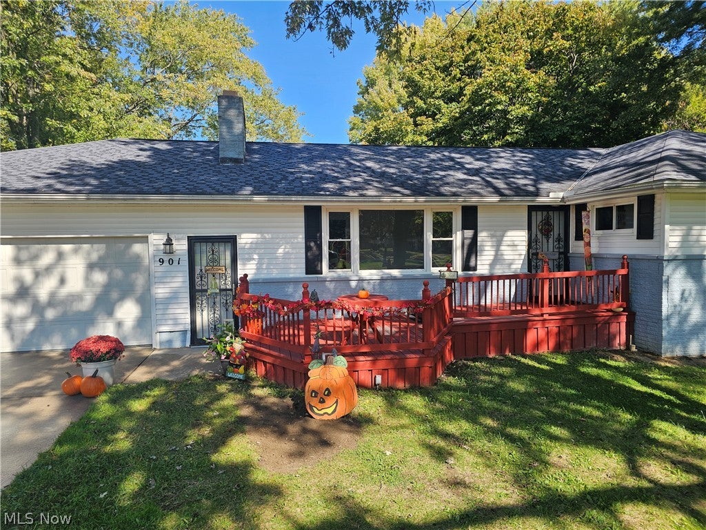901 Columbia Drive