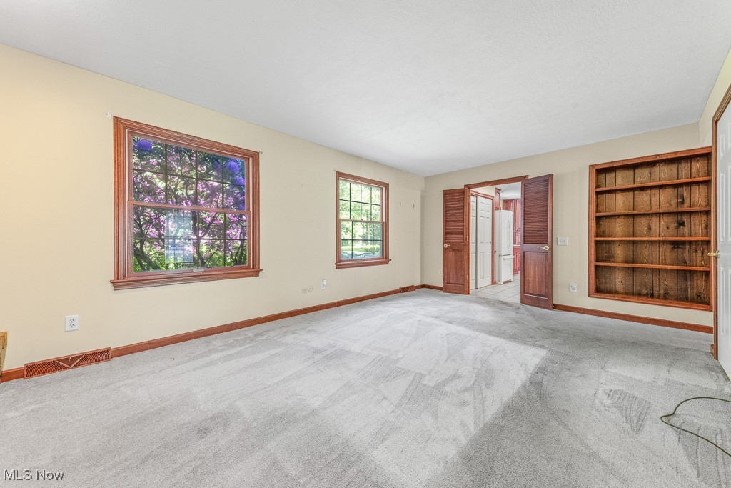 12935 Robinwood Street, Alliance, Ohio image 21