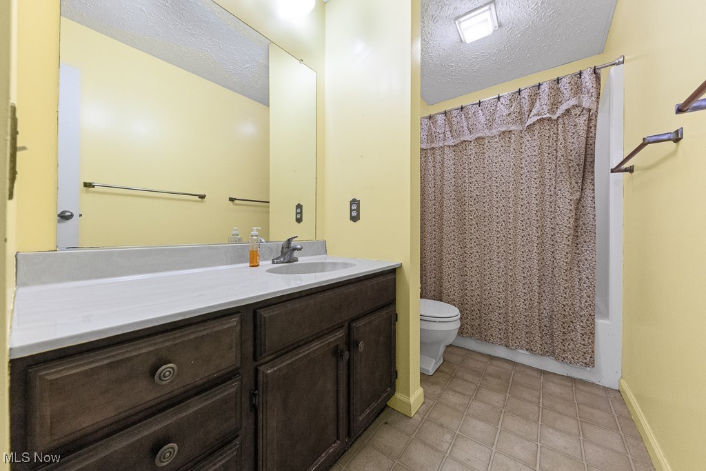 12935 Robinwood Street, Alliance, Ohio image 14