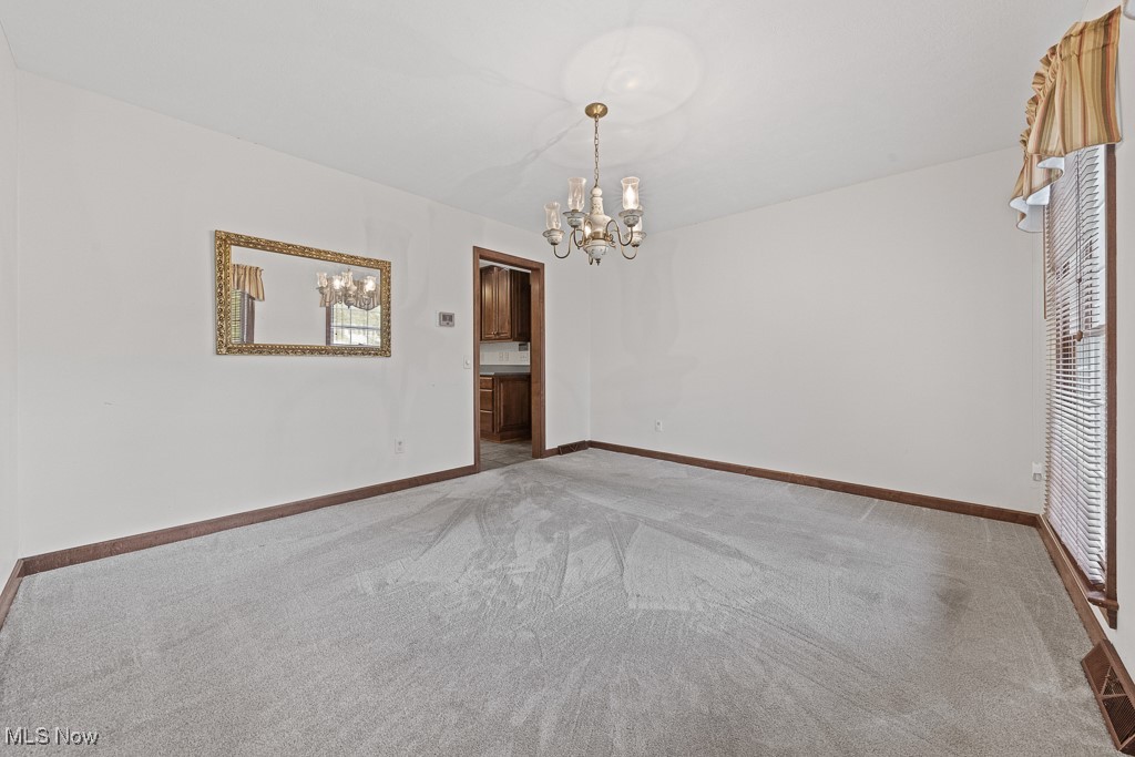 12935 Robinwood Street, Alliance, Ohio image 6