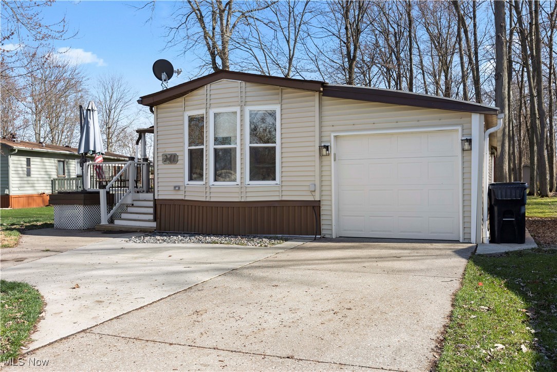241 Twin Lake Dr Dr, Elyria, Ohio image 34