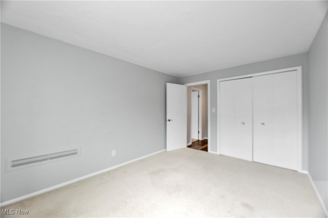 Carlyle Condo - Residential Lease