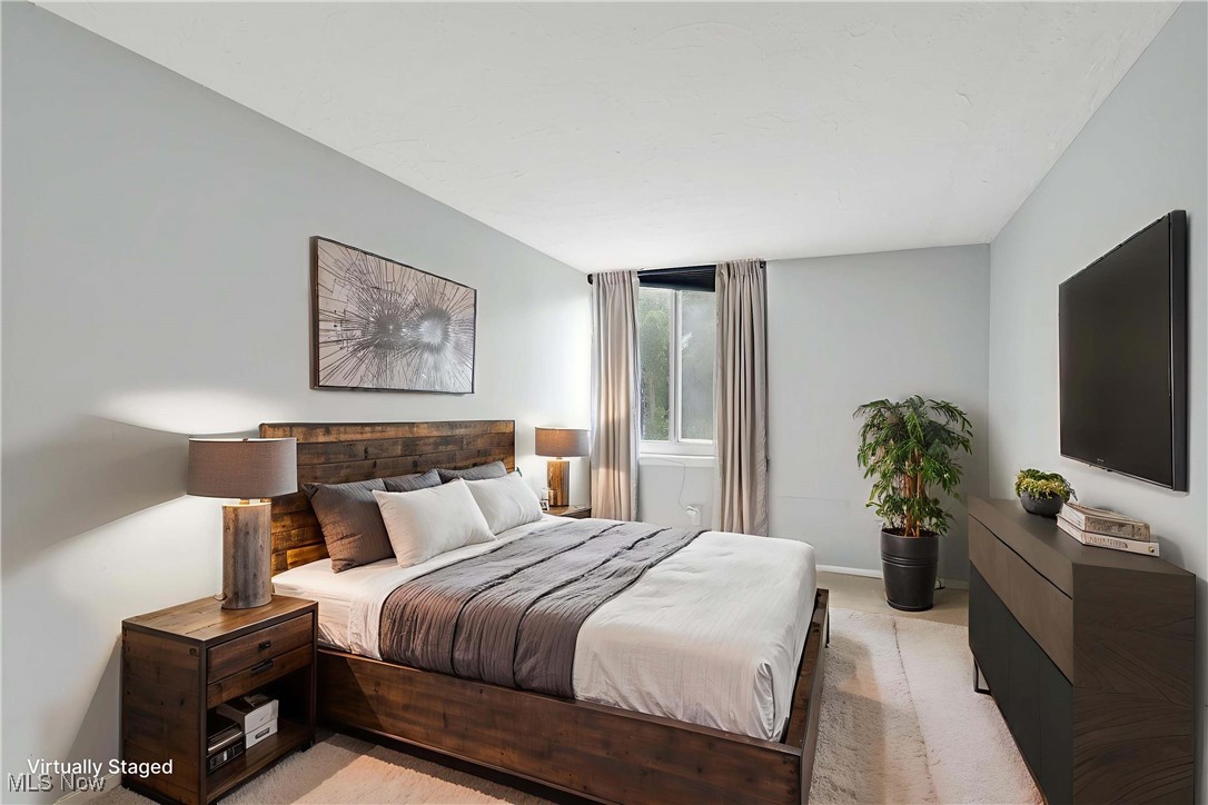 Carlyle Condo - Residential Lease