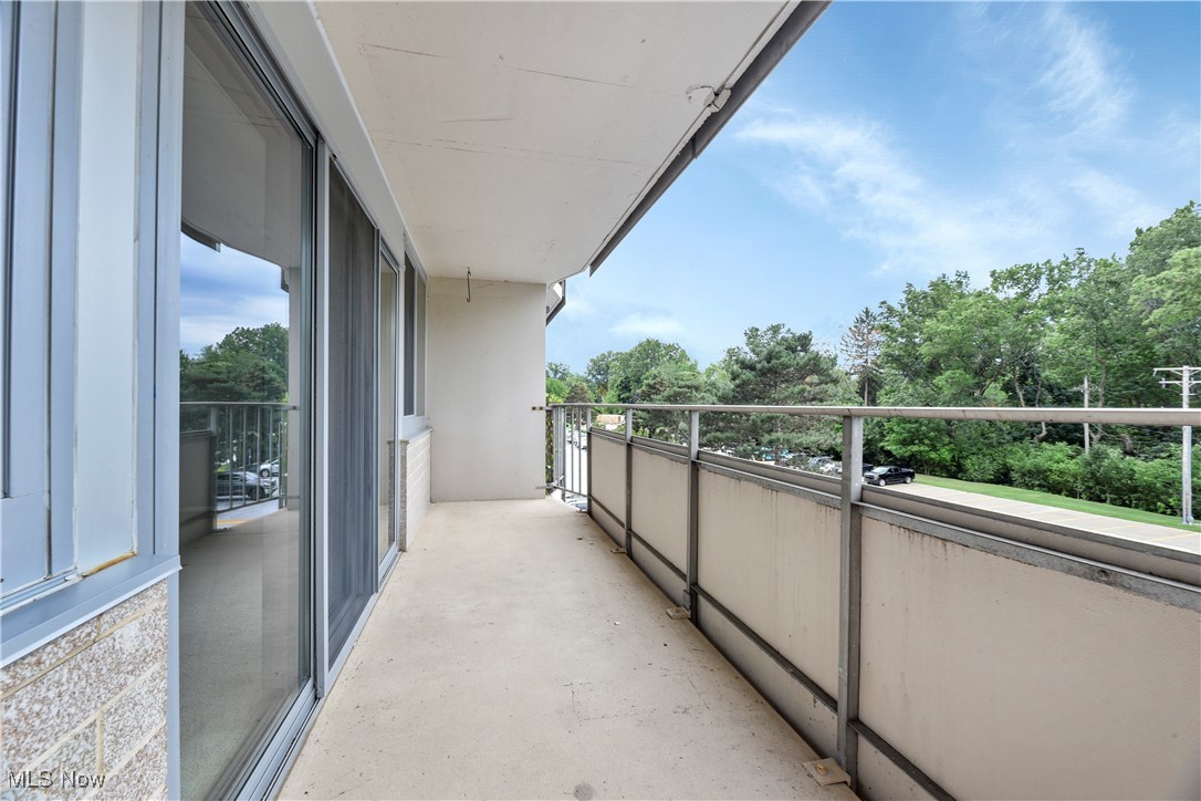 Carlyle Condo - Residential Lease