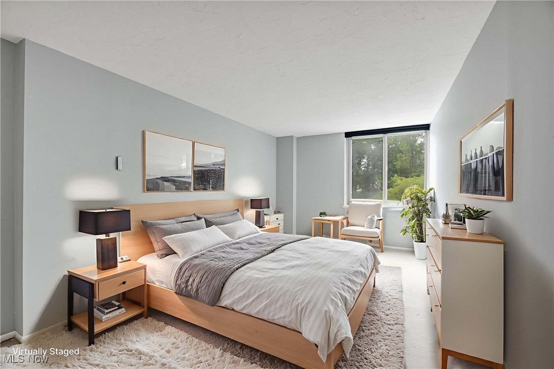 Carlyle Condo - Residential Lease