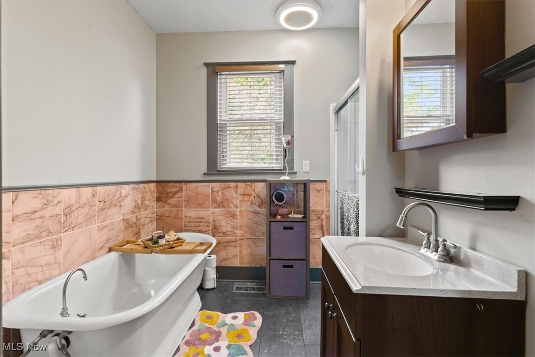 Long Lake Estate #2 - Residential