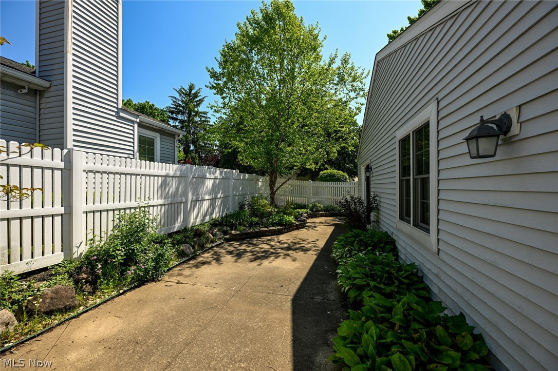 Eagles Chase Condo - Residential