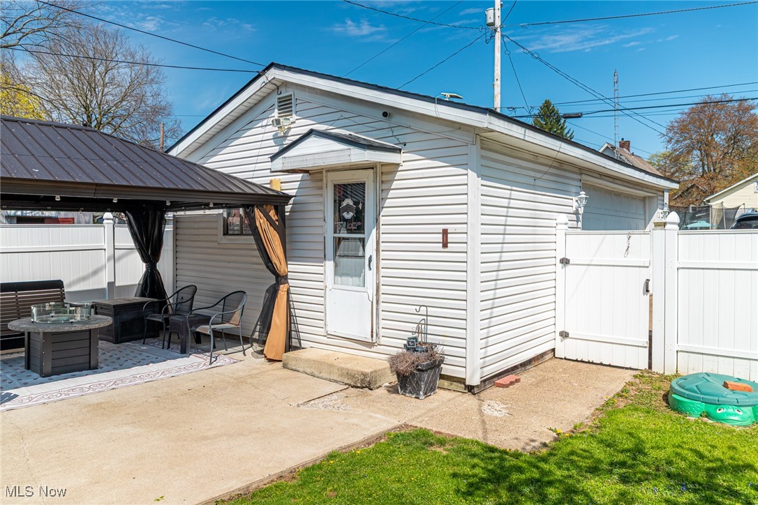 642 John Street, Coshocton, Ohio image 6