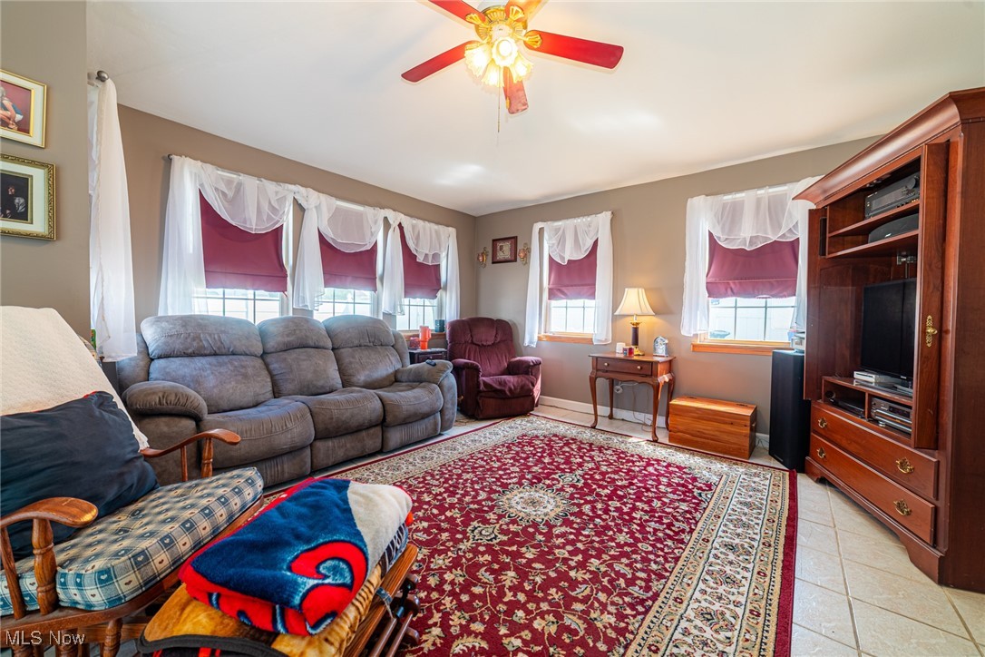 642 John Street, Coshocton, Ohio image 12