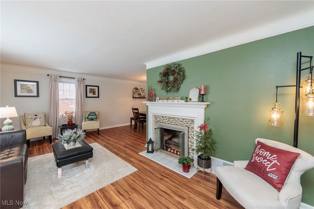 Photo of 1409 Ford Road, Lyndhurst, OH 44124 (MLS # 5177471)