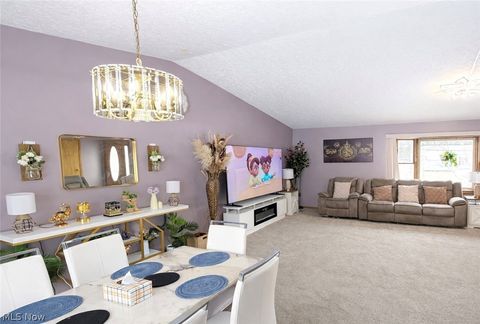 Tiny photo for 9 Willow Way, Canfield, OH 44406 (MLS # 5187768)