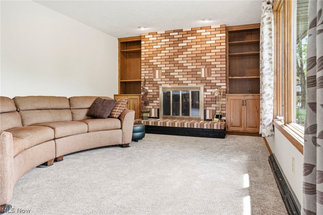 Thomas E Larkin Hummel Vly Estate - Residential