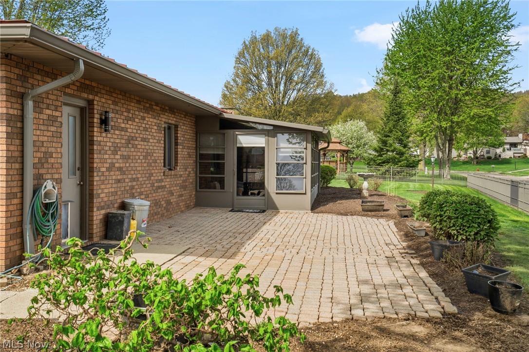 Thomas E Larkin Hummel Vly Estate - Residential