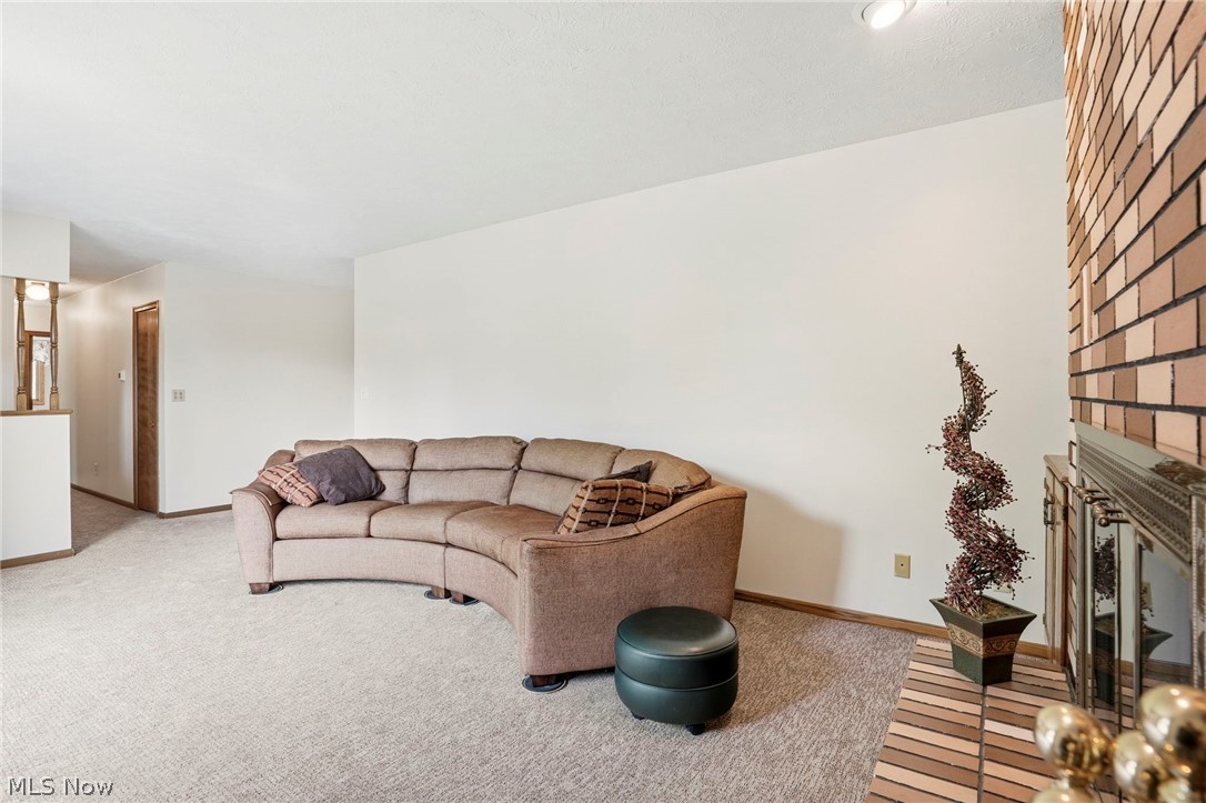 Thomas E Larkin Hummel Vly Estate - Residential