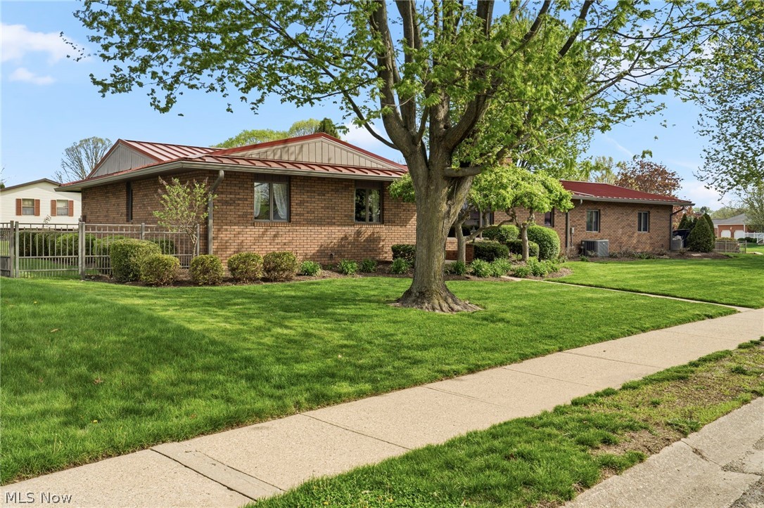 Thomas E Larkin Hummel Vly Estate - Residential