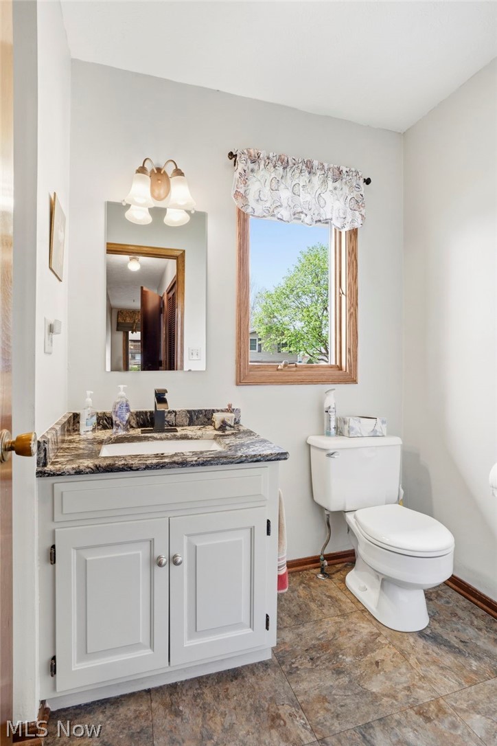 Thomas E Larkin Hummel Vly Estate - Residential