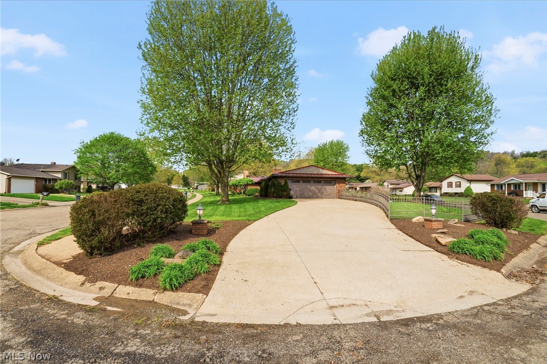 Thomas E Larkin Hummel Vly Estate - Residential